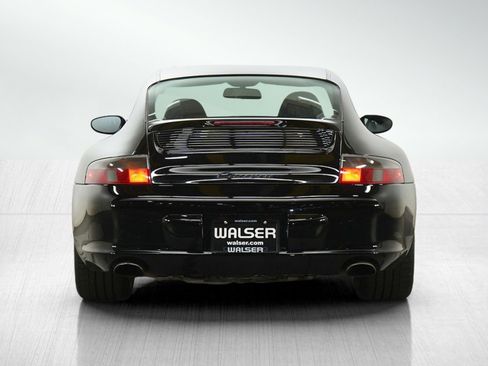 Used 2002 Porsche 911 Carrera RWD image 5