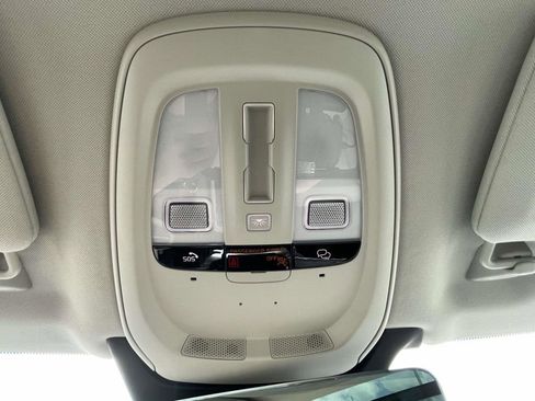 New 2026 Volvo XC90 B6 Ultra w/ Protection Package Premier AWD/4WD image 14