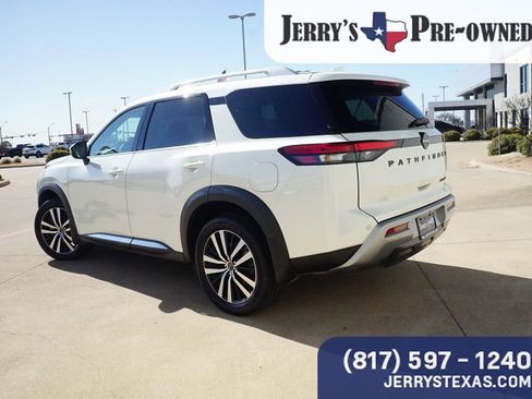 Used 2023 Nissan Pathfinder Platinum w/ Black Appearance Package image 2