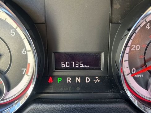 Used 2015 Dodge Grand Caravan American Value Package image 32