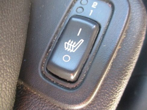 Used 2010 Chevrolet Malibu LT image 21