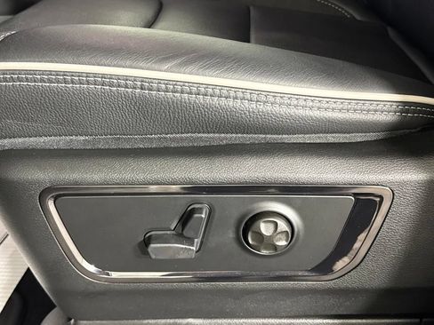 Used 2026 RAM 1500 Limited AWD/4WD image 32