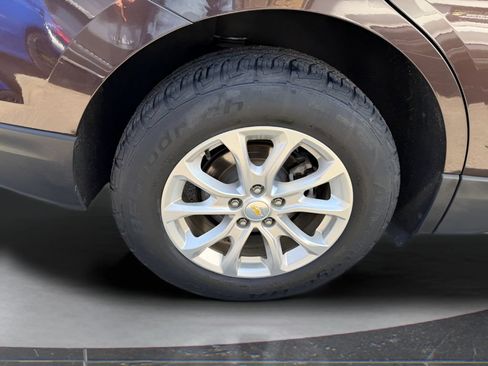 Used 2020 Chevrolet Equinox LT AWD/4WD image 11