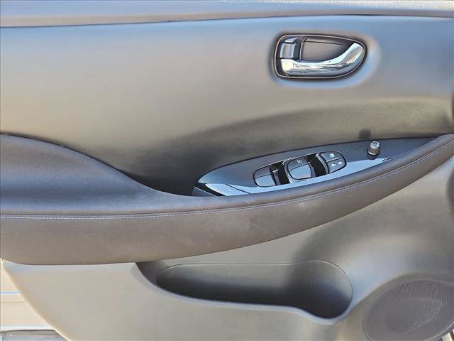 Used 2021 Nissan Leaf SV FWD image 10