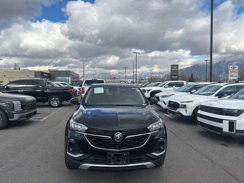 Used 2022 Buick Encore GX Preferred w/ Cold Weather Comfort Package image 2