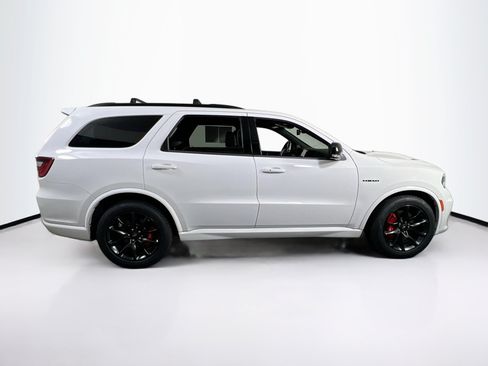 Used 2023 Dodge Durango R/T w/ Tow 'N Go Package AWD/4WD image 4