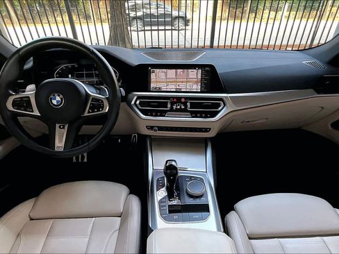 Used 2023 BMW 430i Convertible w/ M Sport Package image 14