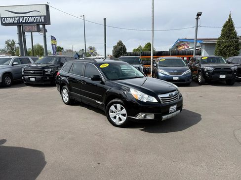 Used 2012 Subaru Outback 2.5i Limited w/ Moonroof Pkg AWD/4WD image 2