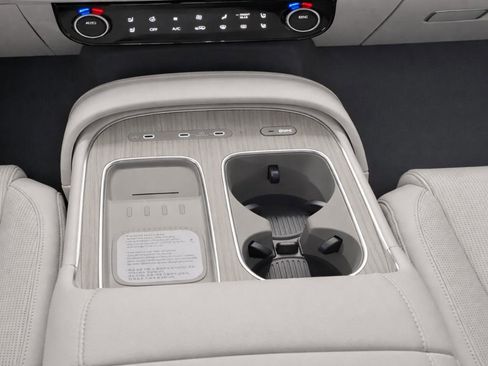 Used 2026 Hyundai Palisade Calligraphy AWD/4WD image 17
