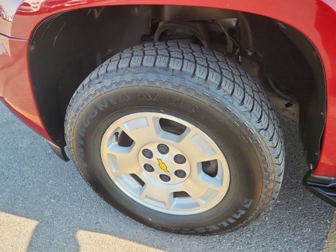 Used 2011 Chevrolet Tahoe LT AWD/4WD image 16