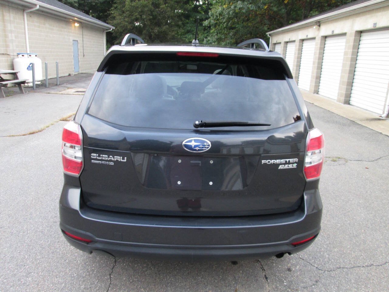 Used 2015 Subaru Forester 2.5i Premium AWD/4WD image 9