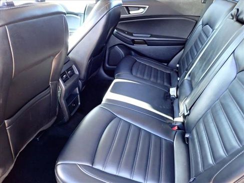 Certified 2024 Ford Edge SEL image 10