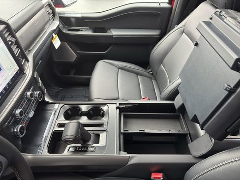 New 2025 Ford F150 Lariat w/ Equipment Group 502A High image 26