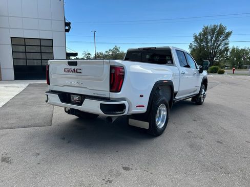 Used 2025 GMC Sierra 3500 Denali w/ Denali Reserve Package AWD/4WD image 5