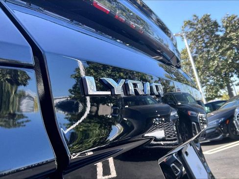 New 2026 Cadillac Lyriq Luxury image 30