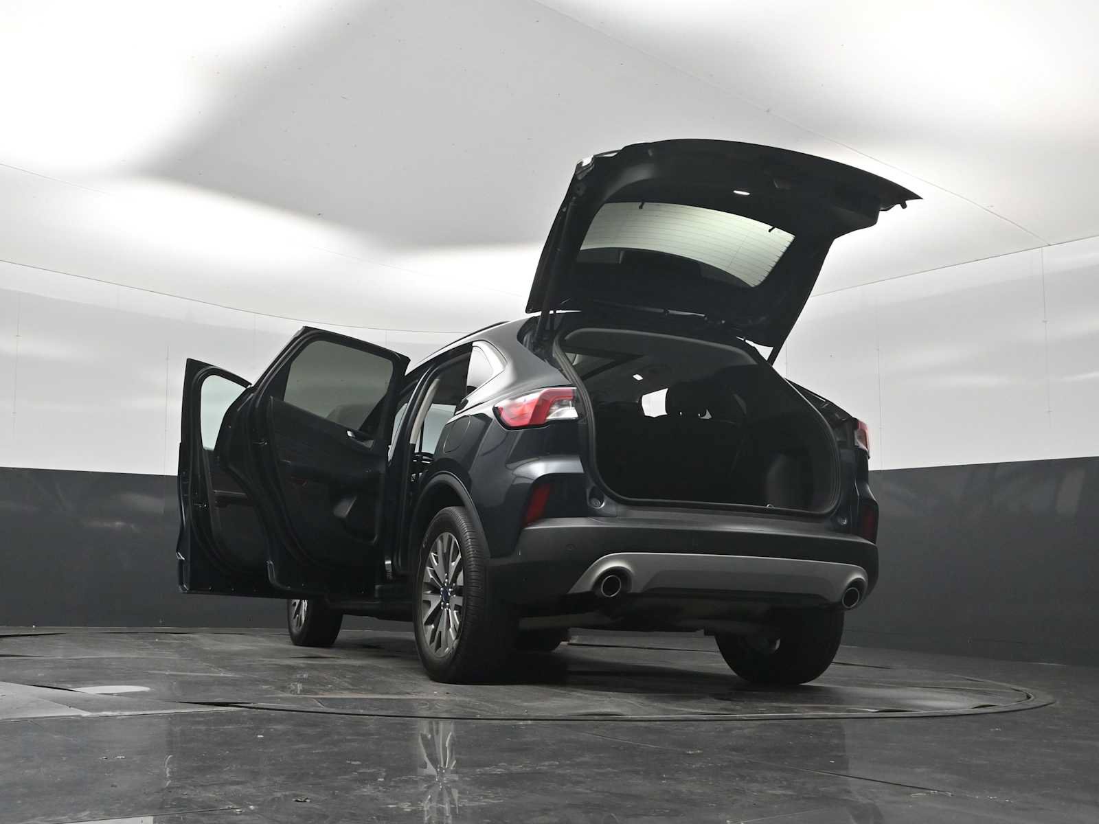 Used 2022 Ford Escape Titanium AWD/4WD image 38