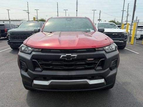Certified 2026 Chevrolet Colorado Trail Boss AWD/4WD image 2