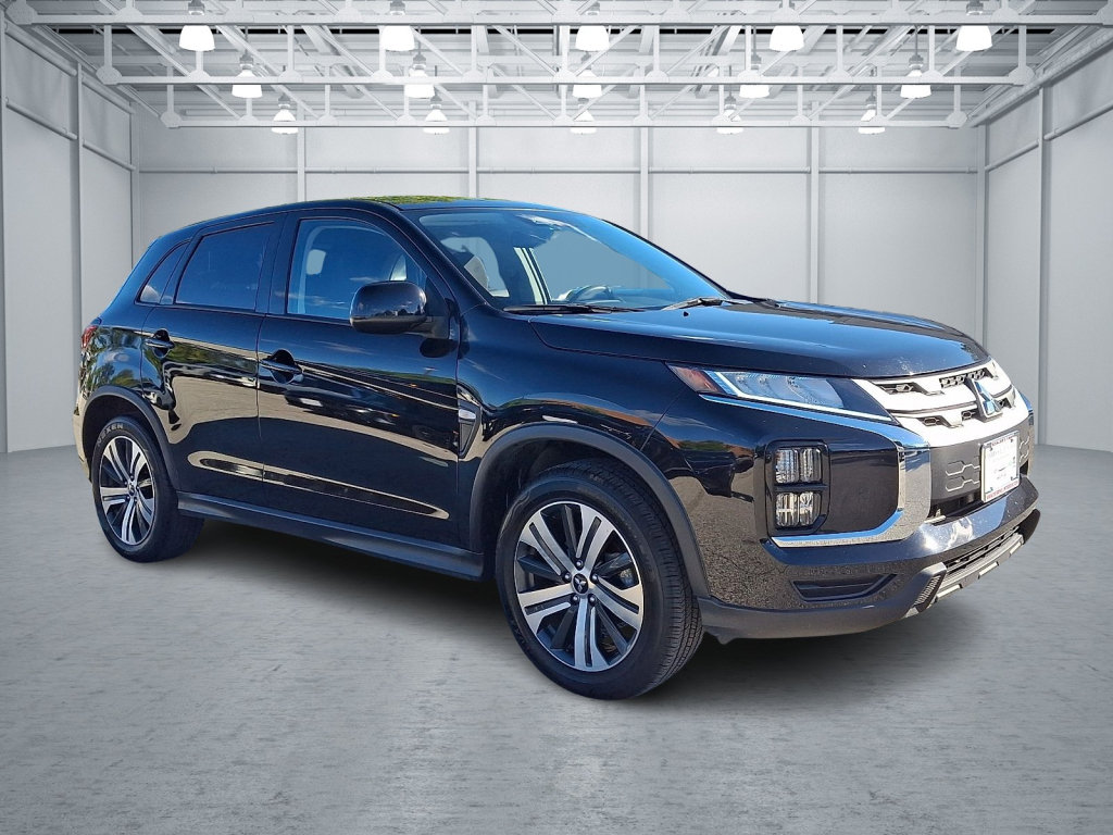 Used 2025 Mitsubishi Outlander Sport ES AWD/4WD image 7