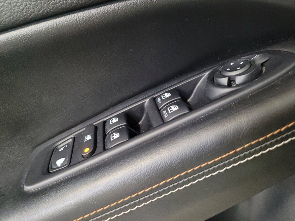 Used 2018 Jeep Compass Latitude w/ Popular Equipment Group FWD image 27