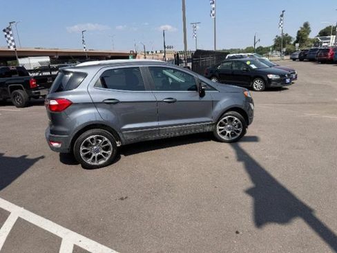 Used 2021 Ford EcoSport Titanium FWD image 18