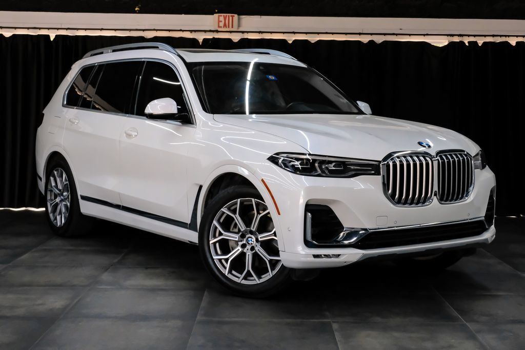 Used 2020 BMW X7 xDrive40i w/ Parking Assistance Package AWD/4WD image 9