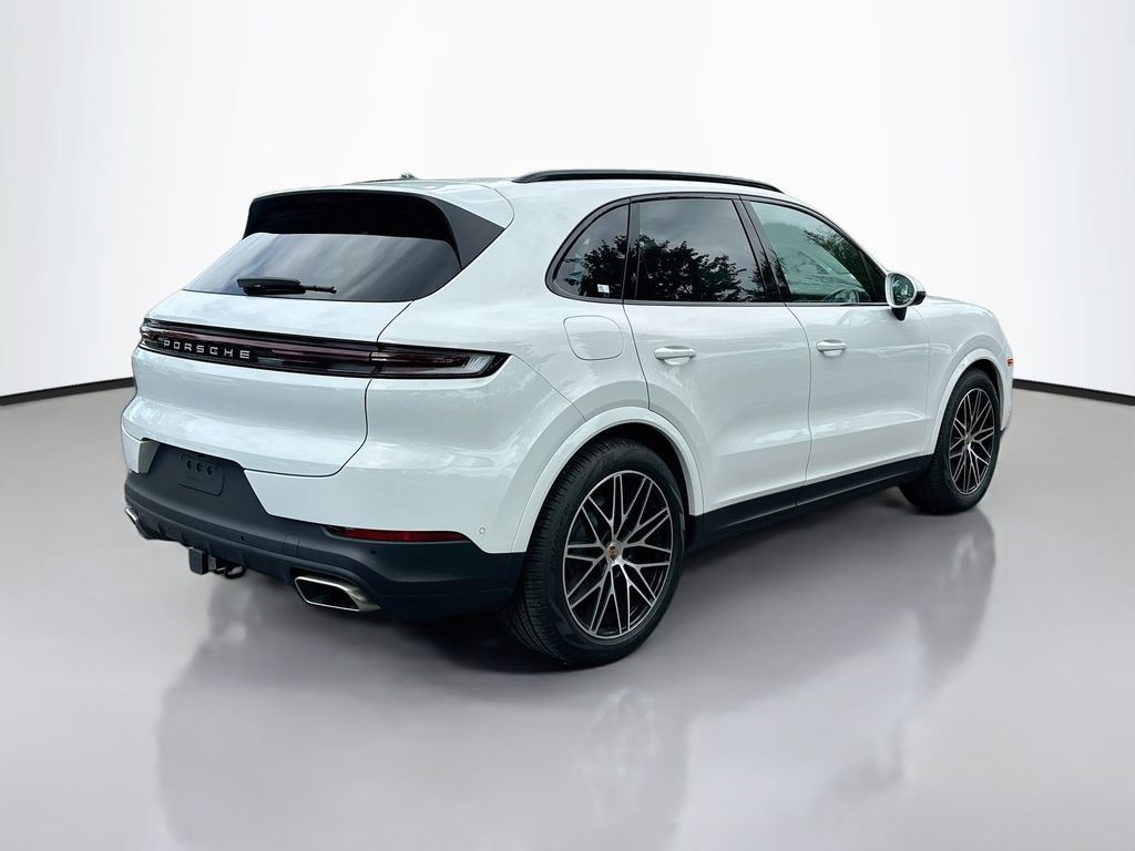 Certified 2025 Porsche Cayenne AWD/4WD image 9