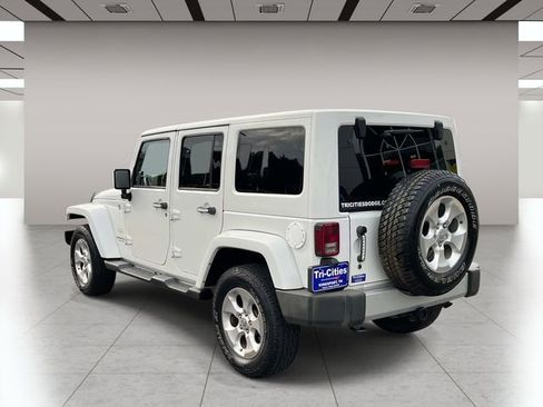Used 2014 Jeep Wrangler Unlimited Sahara w/ Max Tow Package image 6