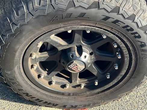 Used 2020 Toyota Tacoma TRD Sport w/ TRD Premium Sport Package image 15