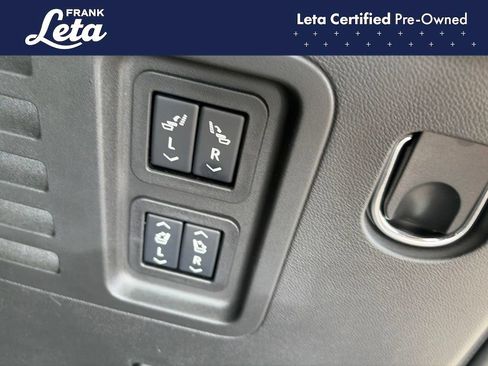 Used 2025 Chevrolet Traverse RS w/ LPO, Floor Liner Package FWD image 32