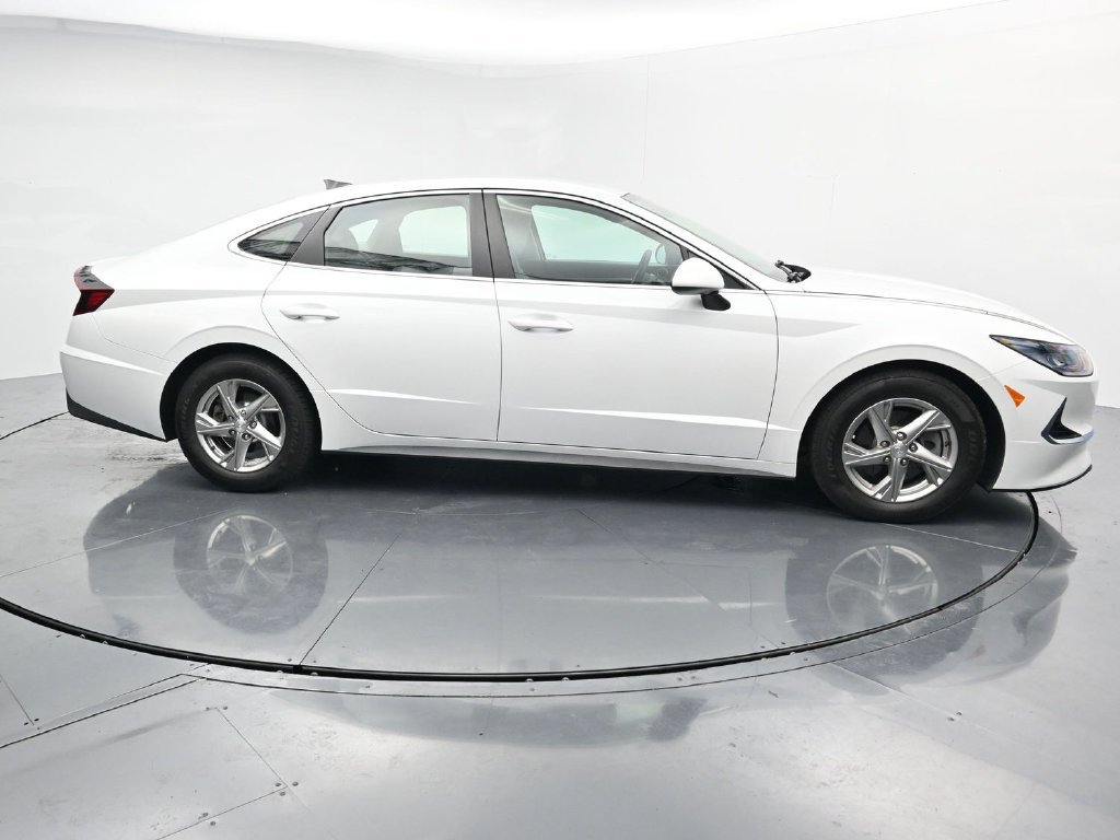 Used 2022 Hyundai Sonata SE w/ Cargo Package FWD image 9