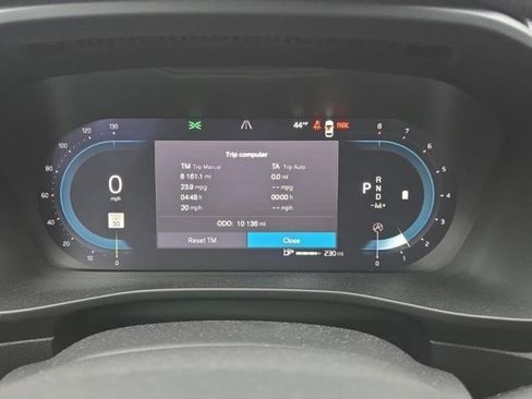 Used 2023 Volvo XC40 B5 Plus w/ Protection Package Premier image 6