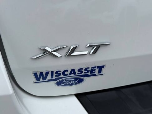 Used 2023 Ford Explorer XLT w/ Equipment Group 202A AWD/4WD image 19