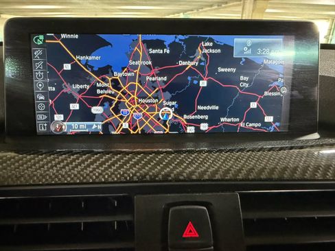 Used 2015 BMW M4 Convertible RWD image 26
