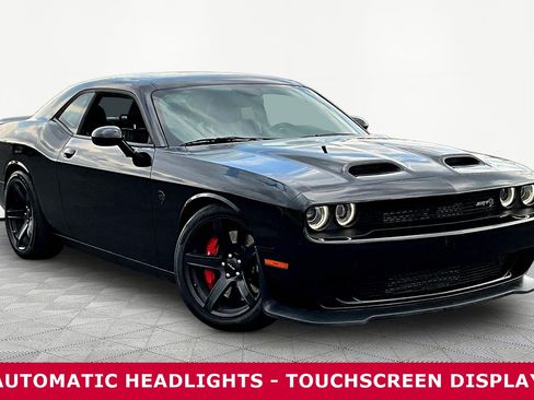 Used 2020 Dodge Challenger SRT Hellcat Redeye RWD image 3