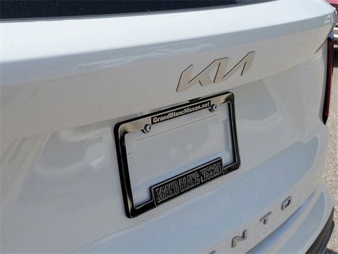 Used 2022 Kia Sorento EX w/ Panoramic Sunroof Package image 33