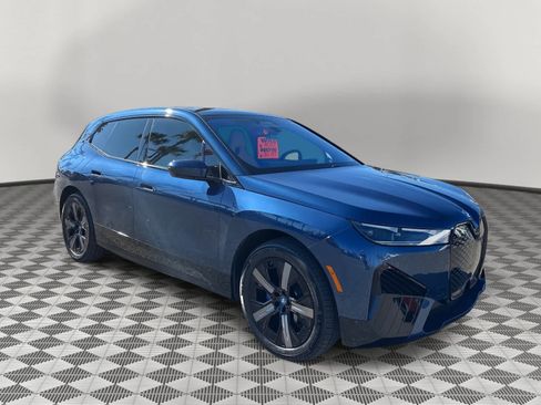 Certified 2025 BMW iX xDrive50 image 3
