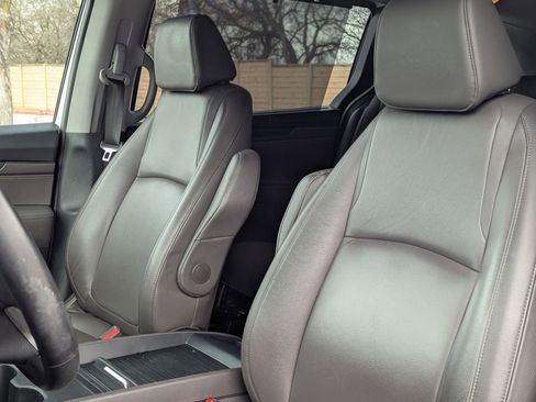 Used 2019 Honda Odyssey EX-L image 8