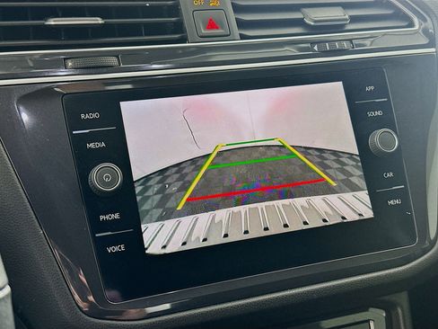 Used 2024 Volkswagen Tiguan S image 23