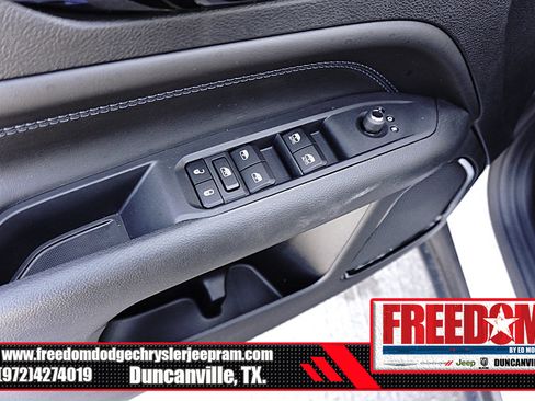 New 2026 Jeep Compass Latitude image 40