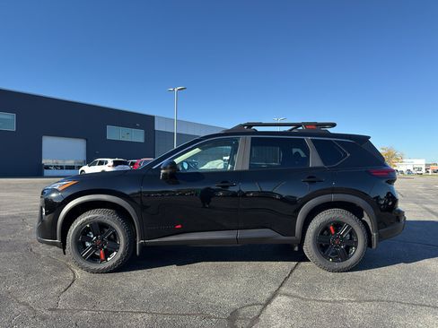 New 2026 Nissan Rogue SV image 6