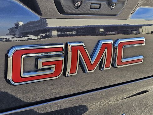 Used 2023 GMC Sierra 1500 Denali w/ Denali Reserve Package image 15