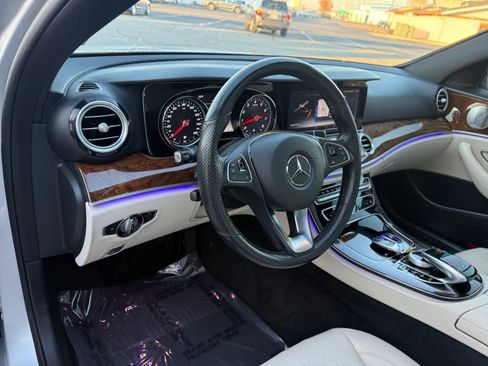 Used 2017 Mercedes-Benz E 300 4MATIC w/ Premium 1 Package image 26