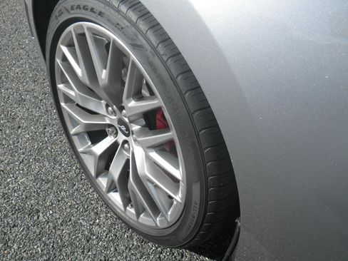 Used 2024 Ford Mustang GT Premium image 9