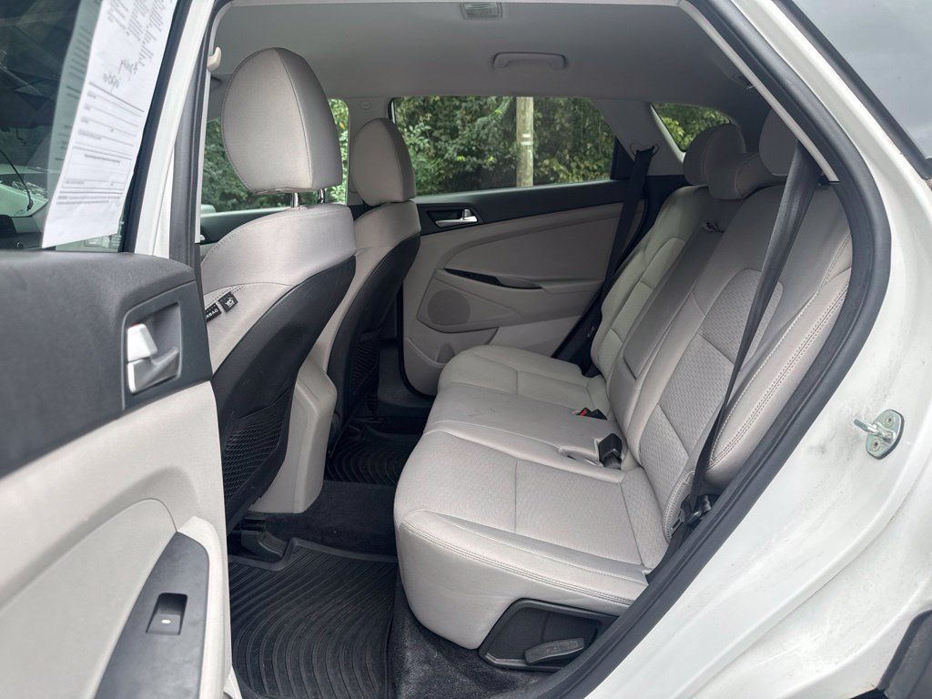 Used 2020 Hyundai Tucson Value AWD/4WD image 18