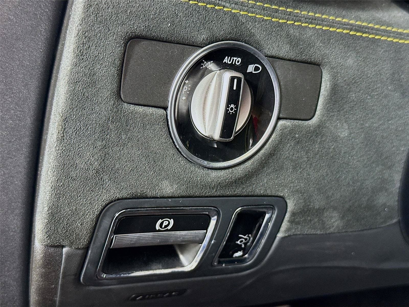 Used 2020 Mercedes-Benz AMG GT R w/ Exclusive Interior Package image 6