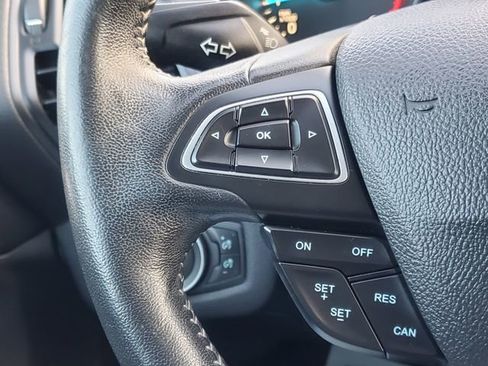 Used 2019 Ford Escape SE image 13