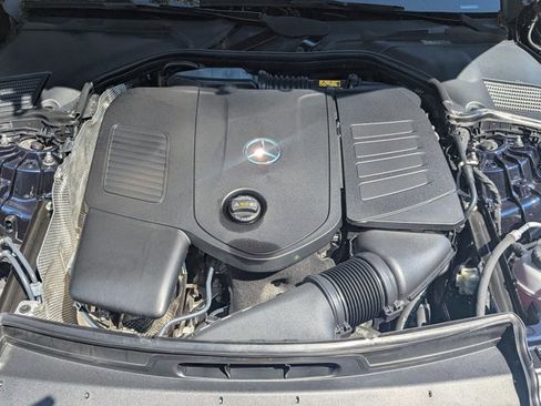 Used 2023 Mercedes-Benz C 300 4MATIC Sedan image 23