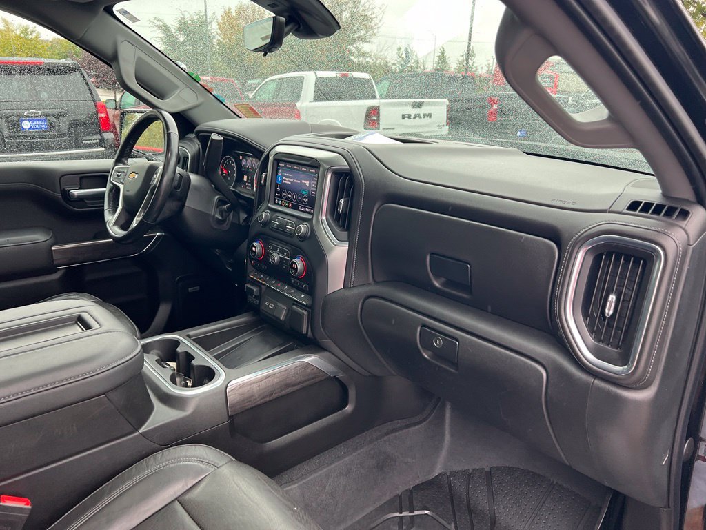 Used 2020 Chevrolet Silverado 1500 LTZ w/ LTZ Premium Package AWD/4WD image 28
