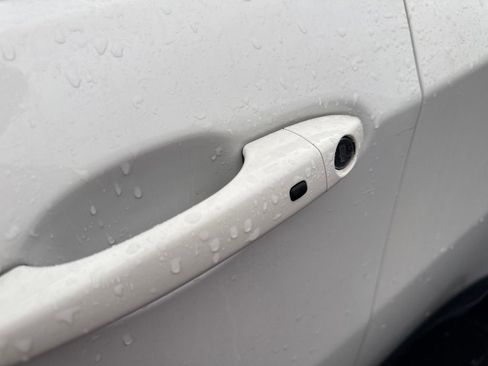 Used 2019 Jeep Compass Limited image 6