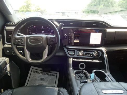 Used 2025 GMC Sierra 2500 Denali w/ Denali Reserve Package AWD/4WD image 21